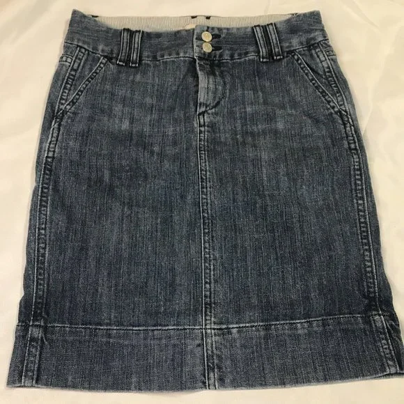 GAP Limited Edition Jean Skirt Size 0 Medium Wash Blue Denim Pencil With Pockets - Picture 1 of 10